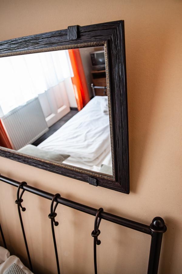 Hotel Sunflower Praag Buitenkant foto